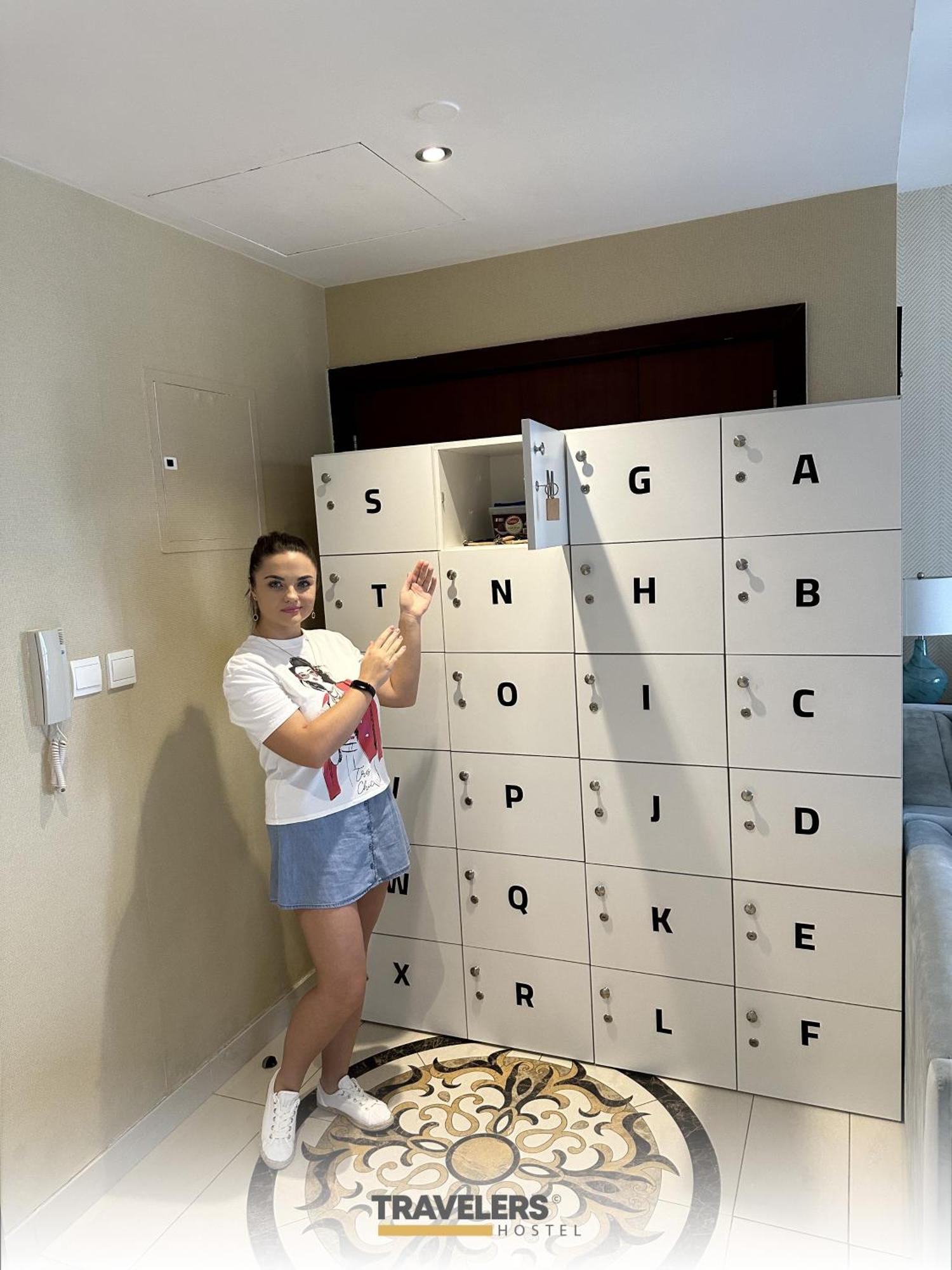 Travelers - Dubai Marina Hostel מראה חיצוני תמונה